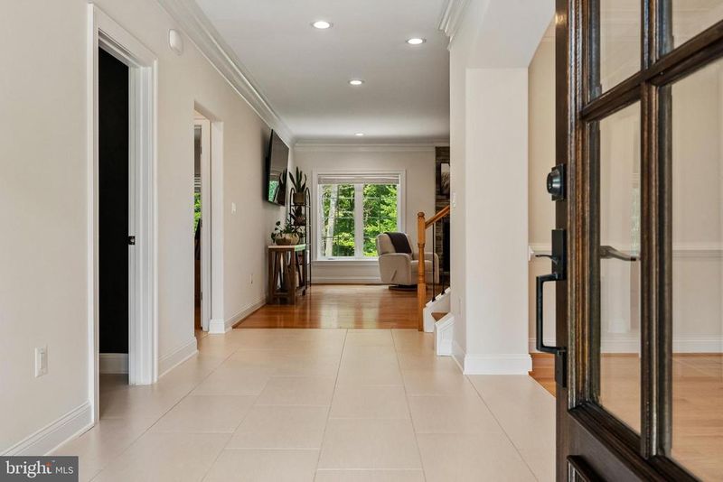 11434 Park Dr, Fairfax, VA 22030