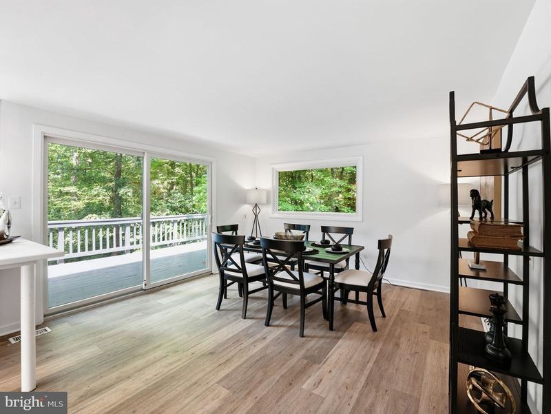 2317 Old Trail Dr, Reston, VA 20191