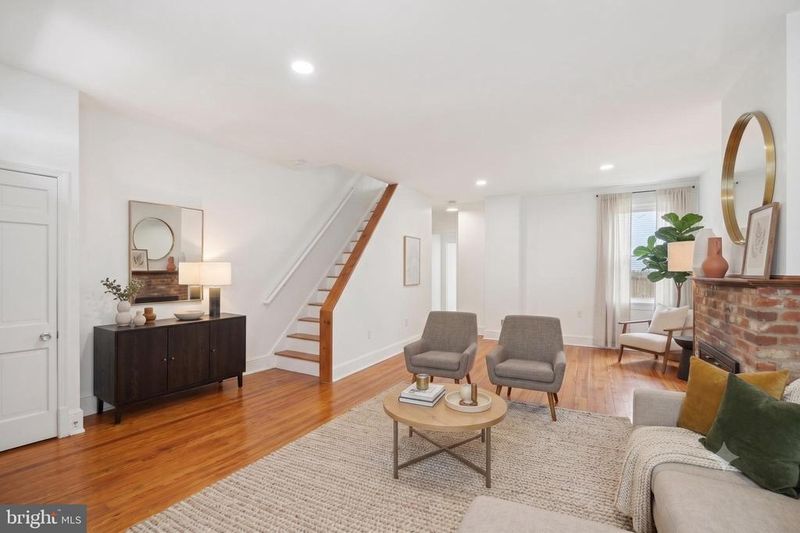 215 15th St NE, Washington, DC 20002