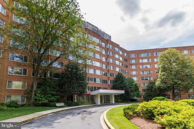 4000 Tunlaw Rd NW #430, Washington, DC 20007