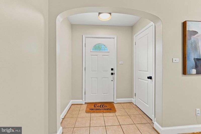 9703 Woodland Dr, Silver Spring, MD 20910