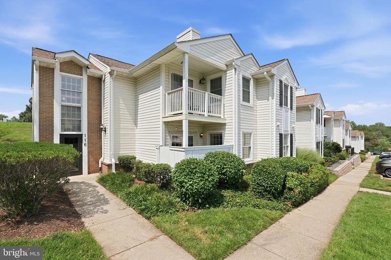 116 Westwick Ct #1, Sterling, VA 20165