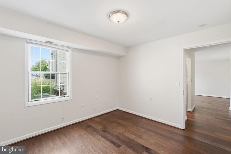 116 Westwick Ct #1, Sterling, VA 20165