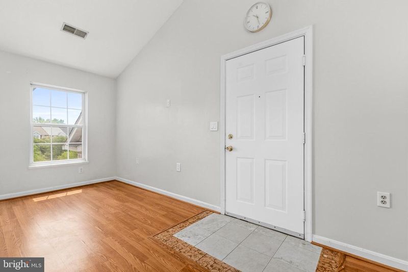 6640 Lake Park Dr #3B, Greenbelt, MD 20770
