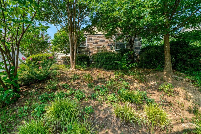 1208 S Frederick St, Arlington, VA 22204