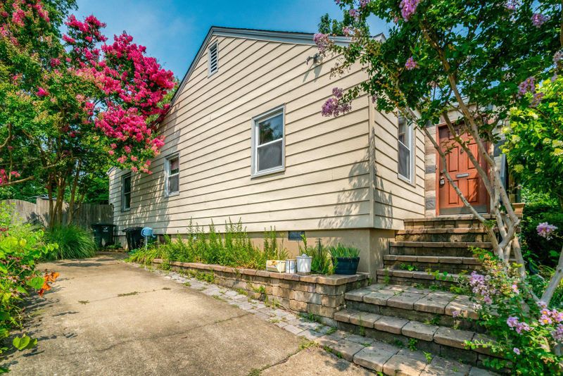 1208 S Frederick St, Arlington, VA 22204