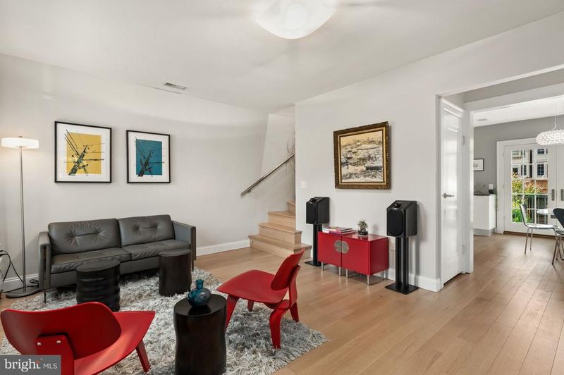 3544 S St NW, Washington, DC 20007