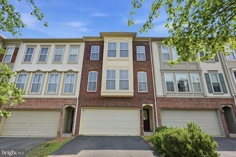 22862 Cartier Ter, Brambleton, VA 20148