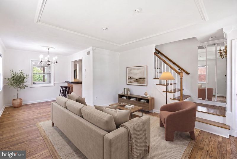 2033 Arlington Ter, Alexandria, VA 22303