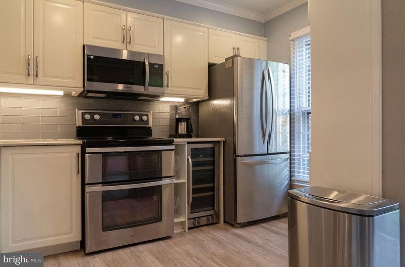 2510 S Walter Reed Dr #B, Arlington, VA 22206