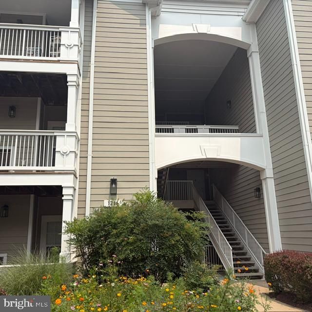 1716 Lake Shore Crest Dr #22, Reston, VA 20190