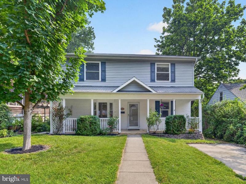 910 Wade Ave, Rockville, MD 20851