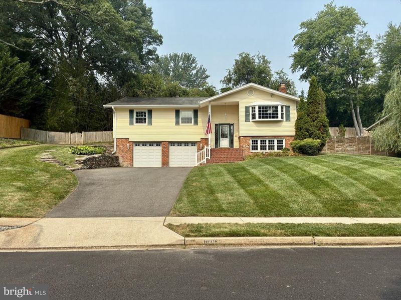 8606 Bound Brook Ln, Alexandria, VA 22309