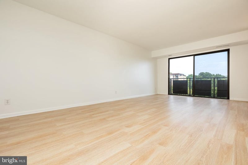 3100 S Manchester St #923, Falls Church, VA 22044