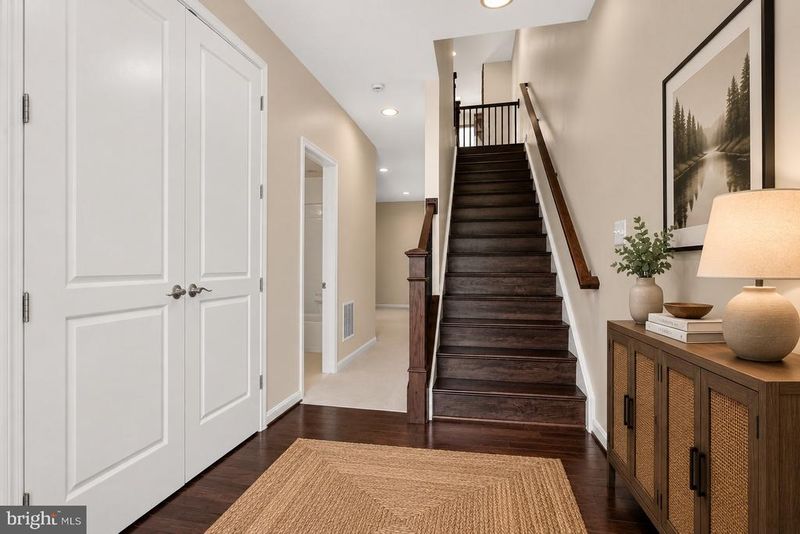 42274 Peregrine Ter, Brambleton, VA 20148