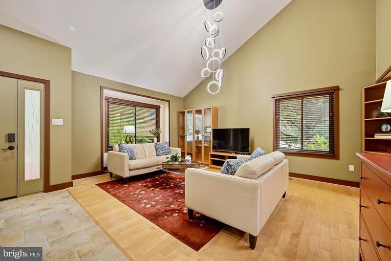 8507 Spring Harvest Ct, Ellicott City, MD 21043