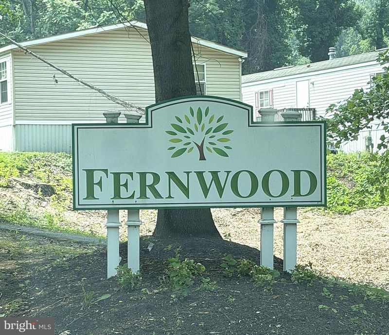 9500 Beech Park St, Capitol Heights, MD 20743