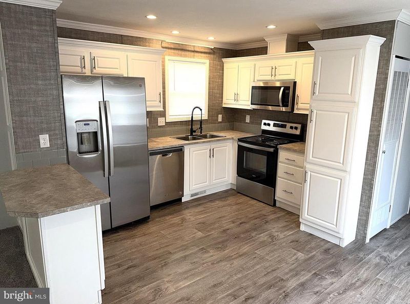 9500 Beech Park St, Capitol Heights, MD 20743