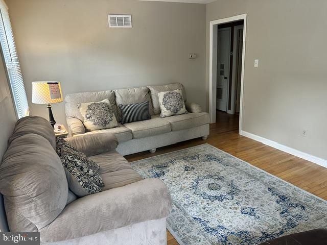 9528 48th Pl, College Park, MD 20740