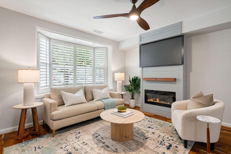 3753 Jason Ave, Alexandria, VA 22302