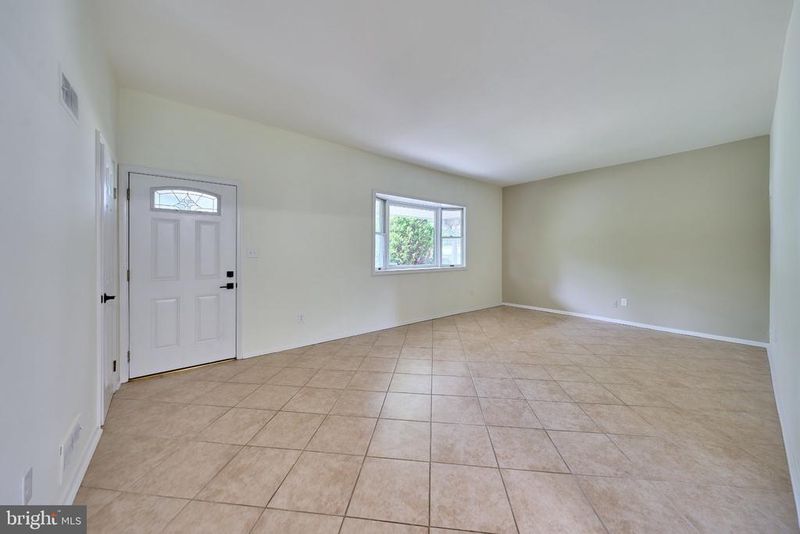2924 Gracefield Rd, Silver Spring, MD 20904