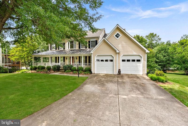 47748 Fathom Pl, Sterling, VA 20165