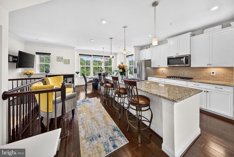 1350 Hawk Hollow Dr, Crofton, MD 21114