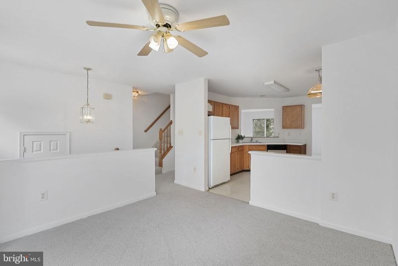 528 Kalmia Sq NE, Leesburg, VA 20176
