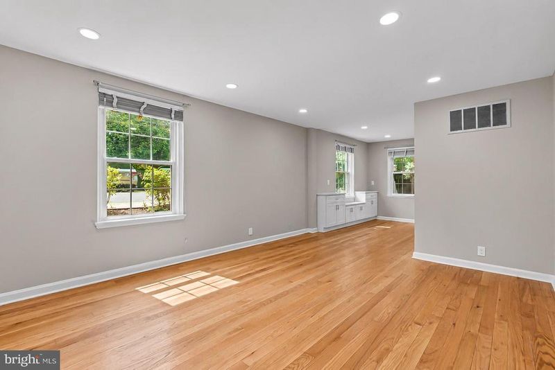 4239 32nd Rd S, Arlington, VA 22206