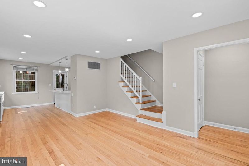 4239 32nd Rd S, Arlington, VA 22206