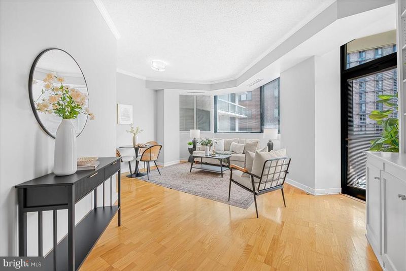 955 26th St NW #409, Washington, DC 20037