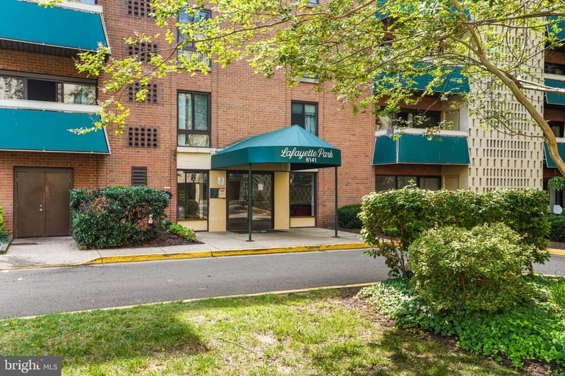 6141 Leesburg PIKE #101, Falls Church, VA 22041