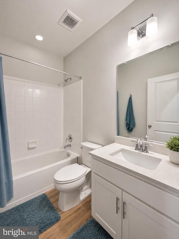 8296 Knight Station Way, Manassas, VA 20110