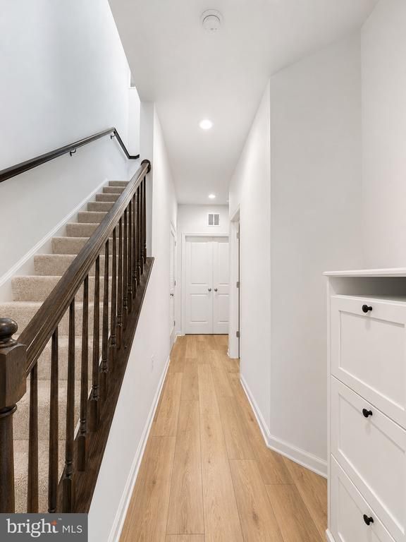8296 Knight Station Way, Manassas, VA 20110