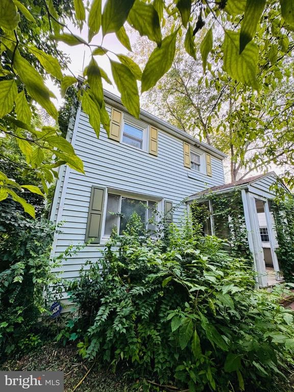 123 W Westmoreland Rd, Falls Church, VA 22046