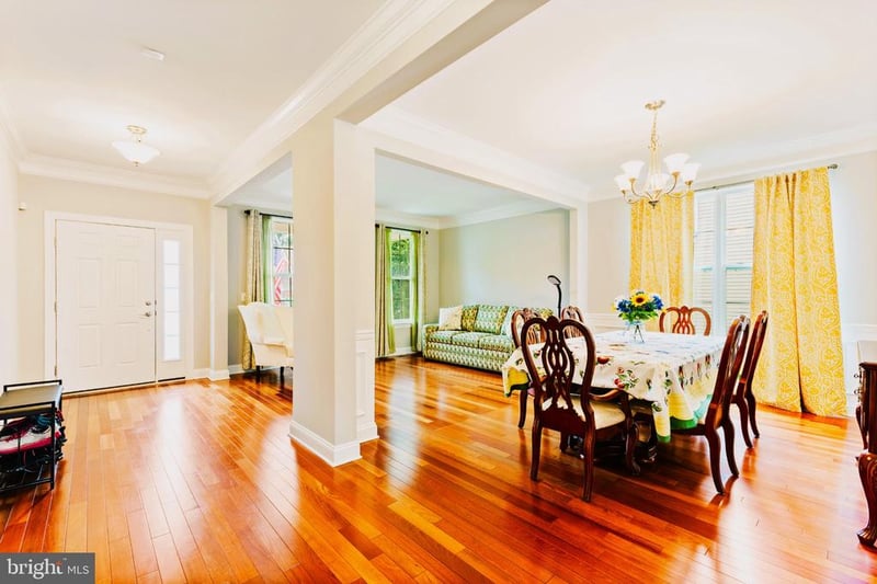 8326 Mineral Dr, Manassas, VA 20112