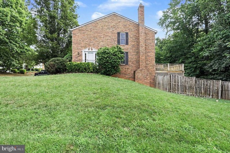 15097 Mill Spring Dr, Dumfries, VA 22025