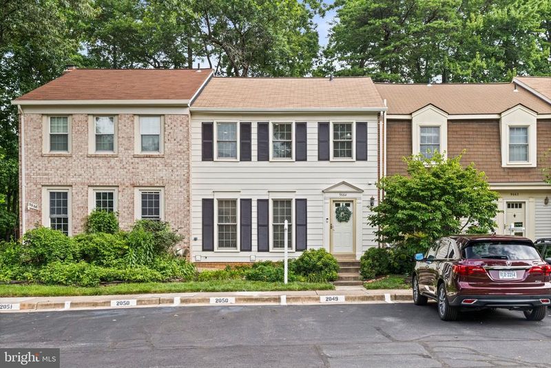 9664 Masterworks Dr, Vienna, VA 22181