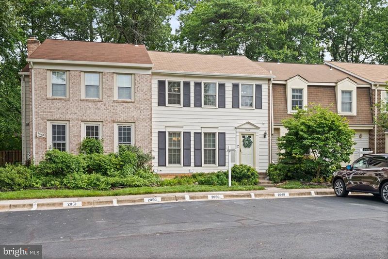 9664 Masterworks Dr, Vienna, VA 22181