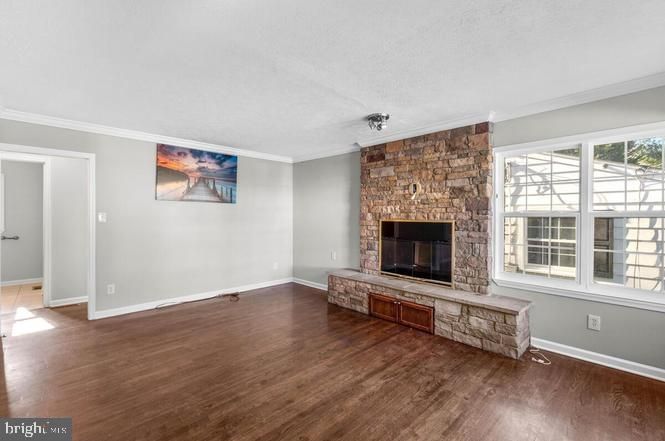 704 Brunswick St, Brunswick, MD 21716
