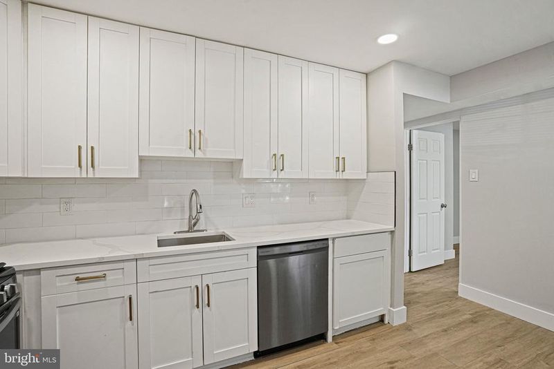 728 Quince Orchard Blvd #728-P1, Gaithersburg, MD 20878