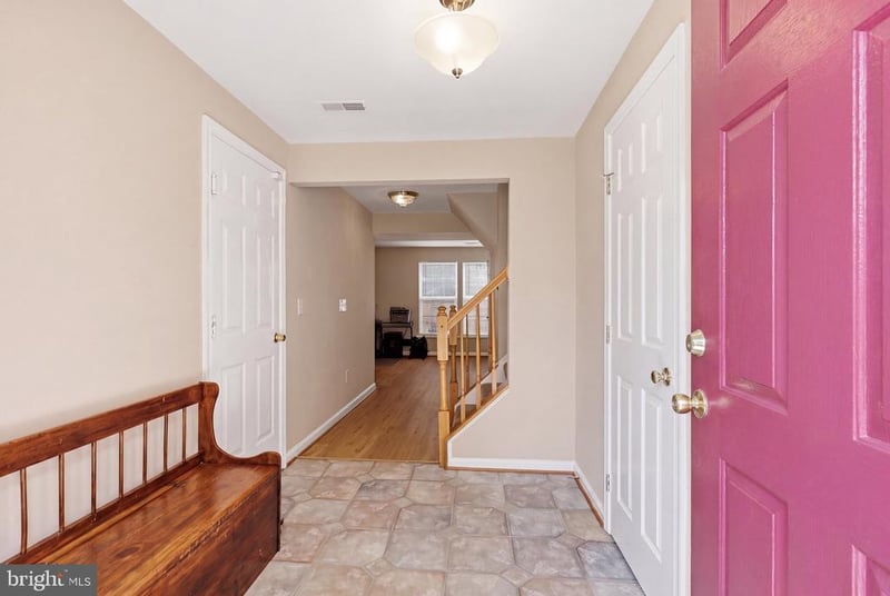 9118 Verbena Ct, Manassas, VA 20110