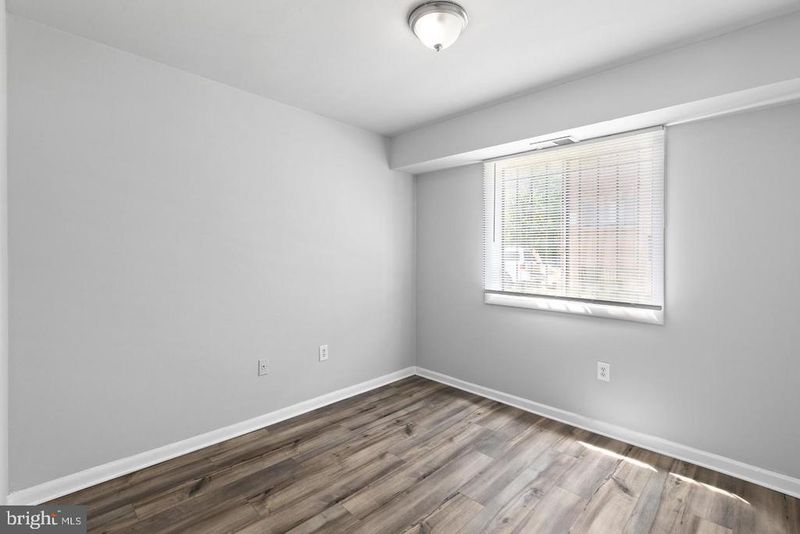 229 43rd Rd NE, Washington, DC 20019