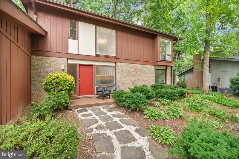 4227 Elizabeth Ln, Annandale, VA 22003