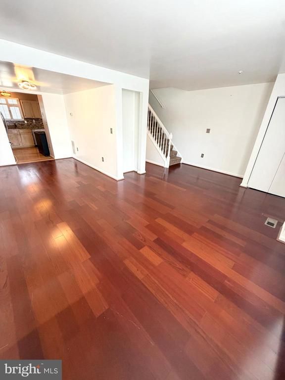 5053 Colburn Ter, Hyattsville, MD 20782
