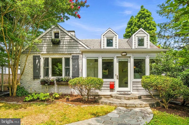 705 Bonifant St, Silver Spring, MD 20910