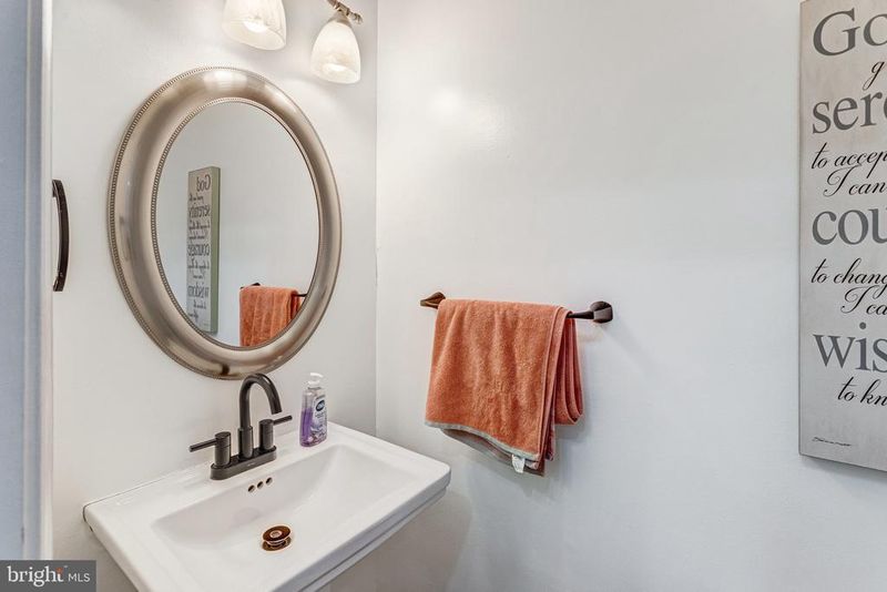 506 Club House Rd, Fredericksburg, VA 22406