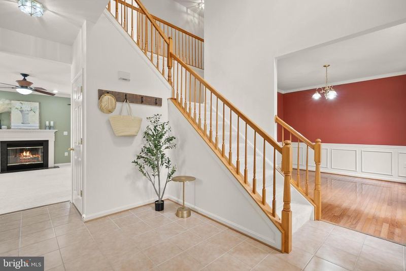 17481 Tedler Cir, Round Hill, VA 20141
