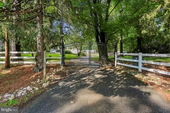 8603 Brickyard Rd, Potomac, MD 20854