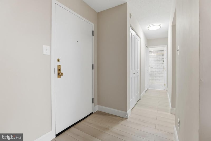 2311 Pimmit Dr #603, Falls Church, VA 22043
